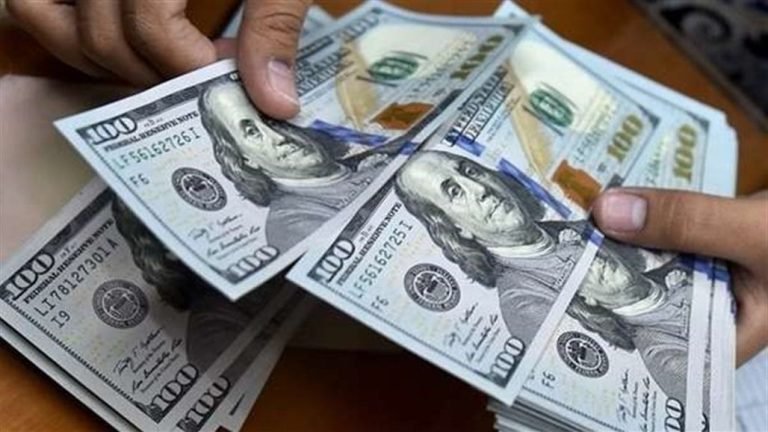 سعر الدولار في بغداد